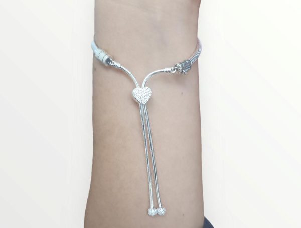 Brazalete Ajustable de Cadena de Serpiente con Broche  de Corazon  Pavé Deslizante - Imagen 4