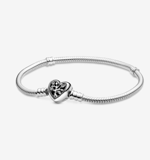 Pulsera Cadena de Serpiente con Cierre de Corazón Familiar